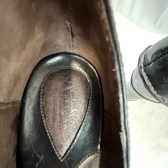 Clarks Artisan Black leather Size 9 heel wedge women's shoe - Picture 6 of 12